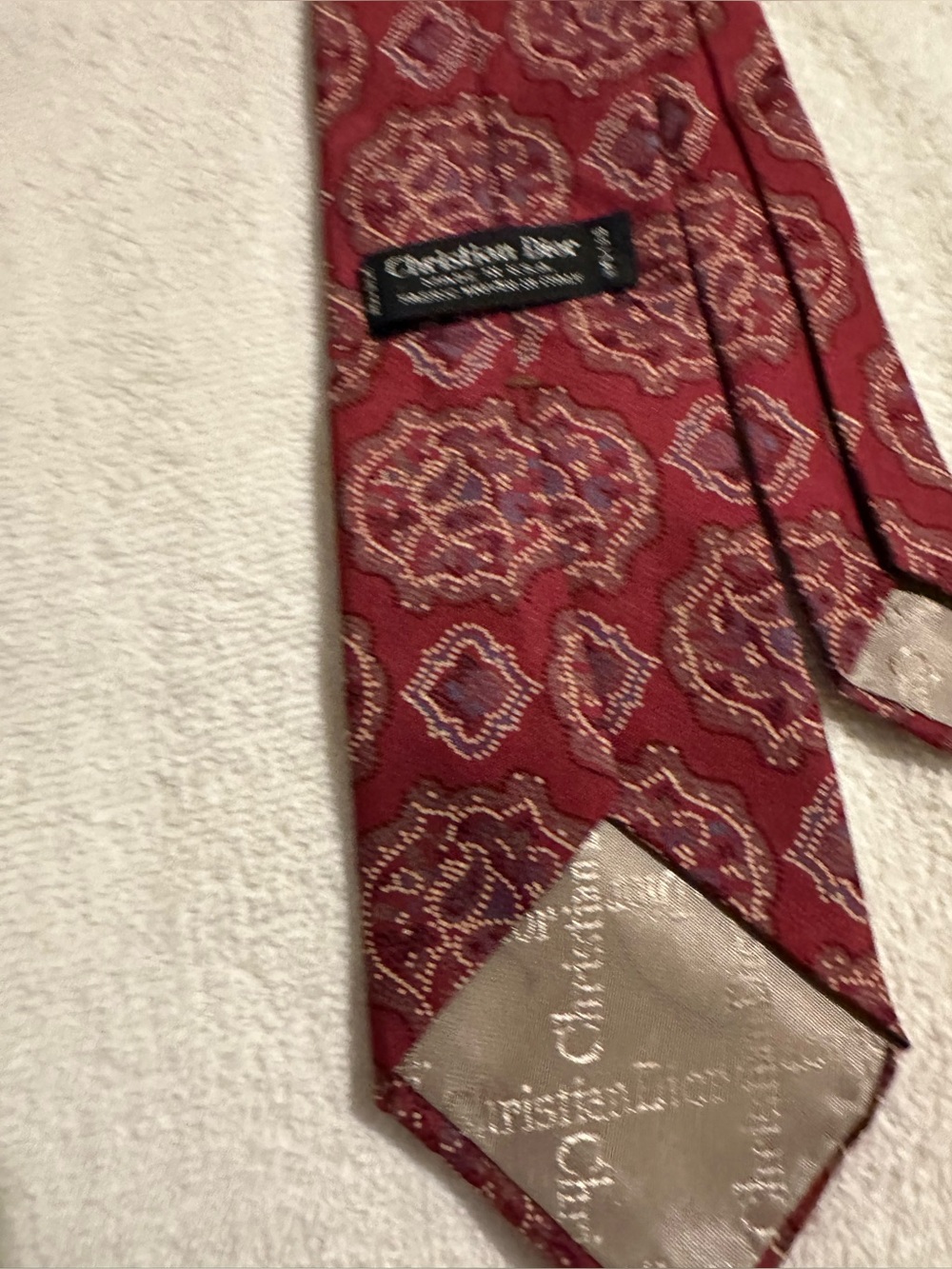 Christian Dior Burgundy Medallion Silk Tie Made USA Woven Italy 3” - Picture 3 of 6